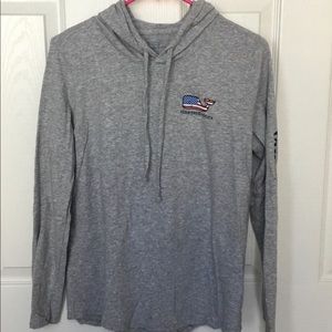 Vineyard Vines hooded Tee